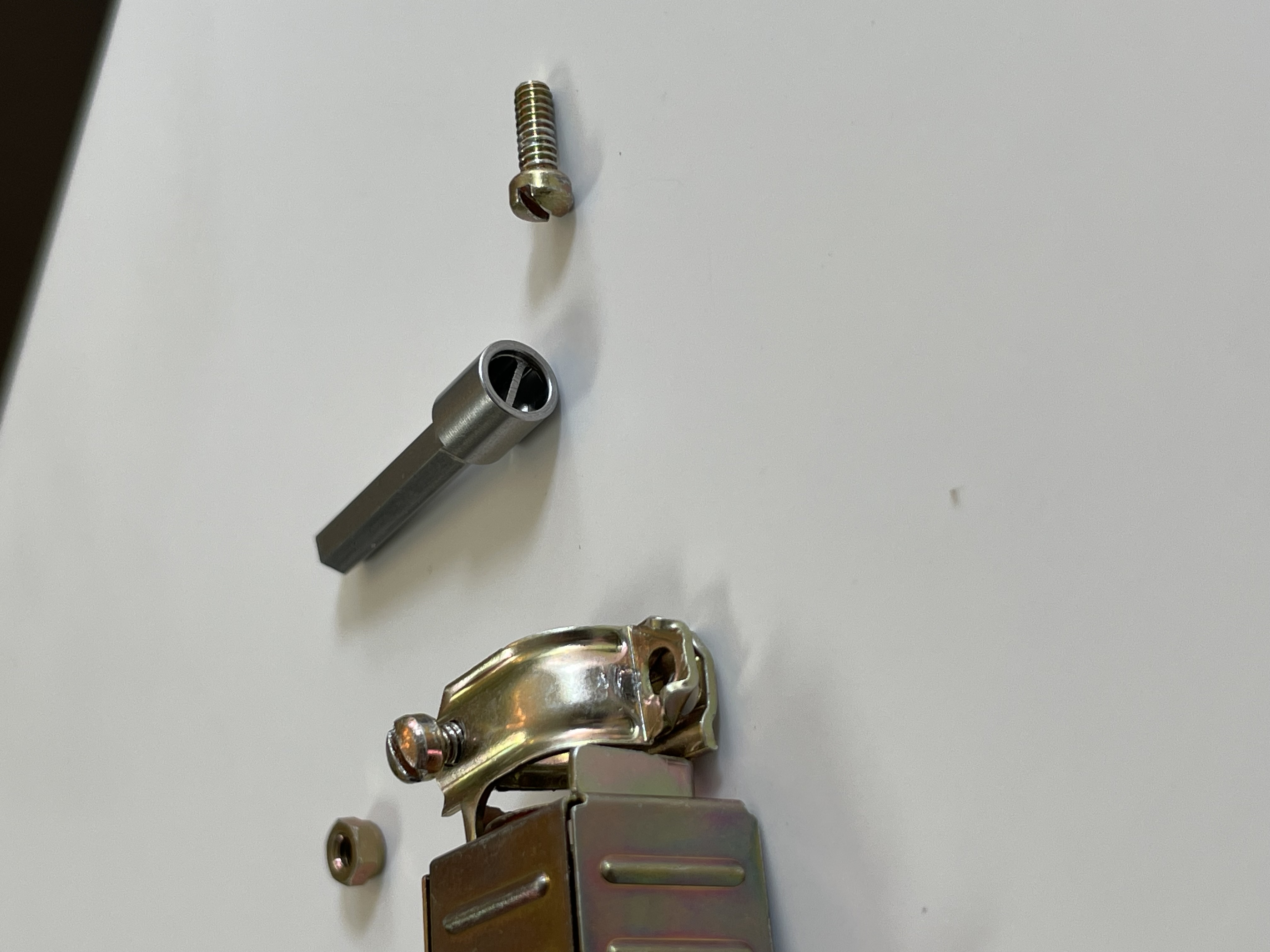 Slip-Free Tool Bit with jack screw and connector parts
